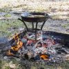 Lodge Stojan pro vaření s litinovým nádobím v otevřeném ohni - Image 2