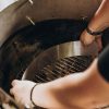 Moesta BBQ Límec pro polohování paliva v kotlovém grilu - Image 3