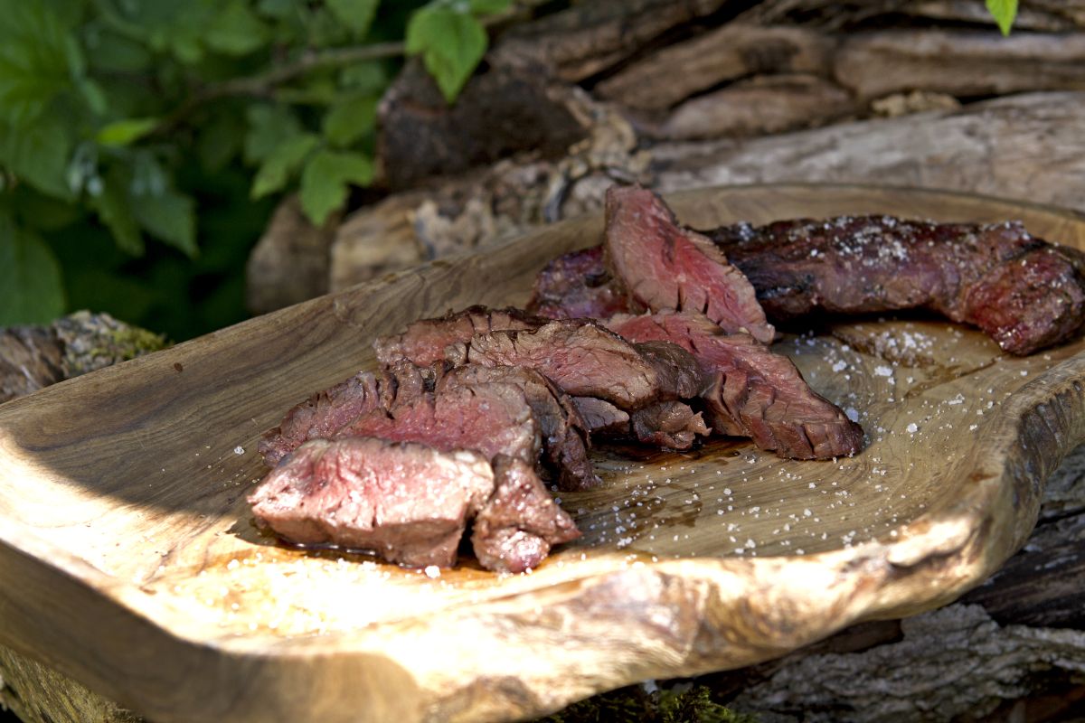 Keramický gril Big Green Egg Medium s pojízdným stojanem - Obrázek 3